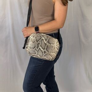 Stylish Snake Print Crossbody Bag